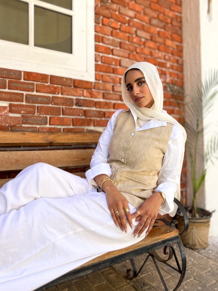 Linen Vest - Image 4